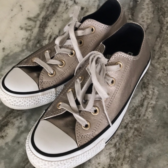 Converse Shoes - Ladies Converse shoes